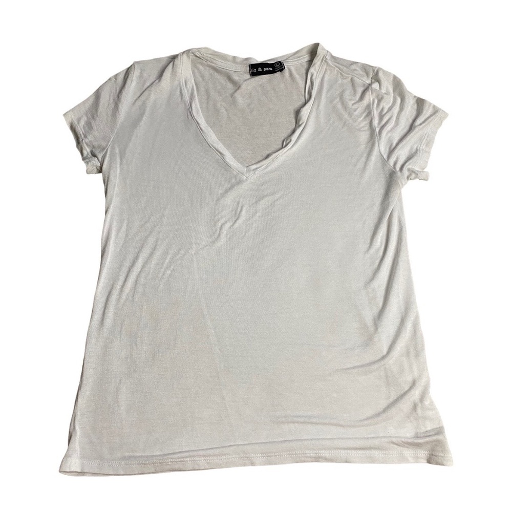 BRAND NEW W/O TAGS Liz & Sara Solid White Soft Comfy Tshirt